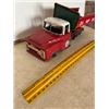 Image 1 : 1950’s Dump Truck Parts