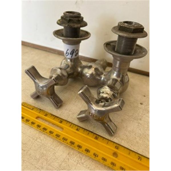 Vintage Bathtub Faucet