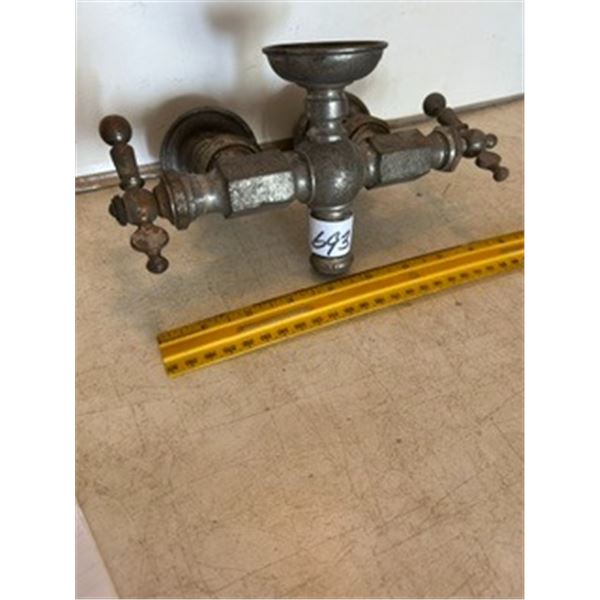 Vintage Bathtub Faucet