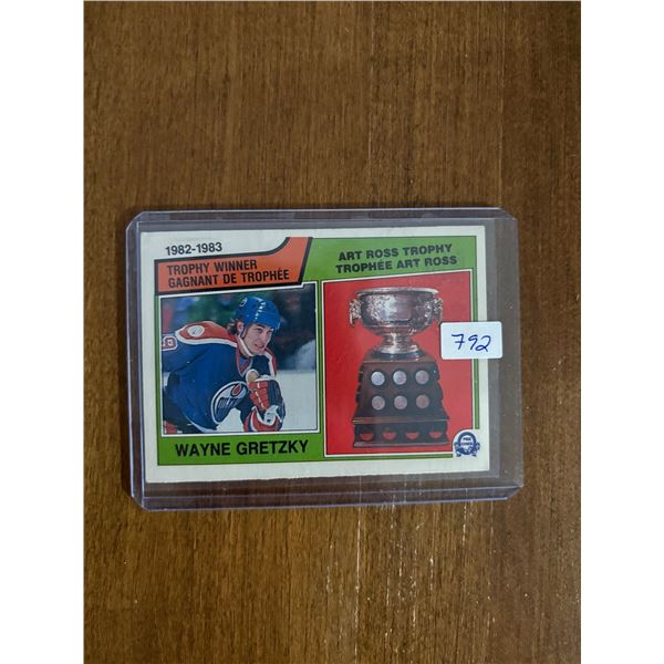 Wayne Gretzky - 1982-83 Art Ross Trophy  - Hockey Card