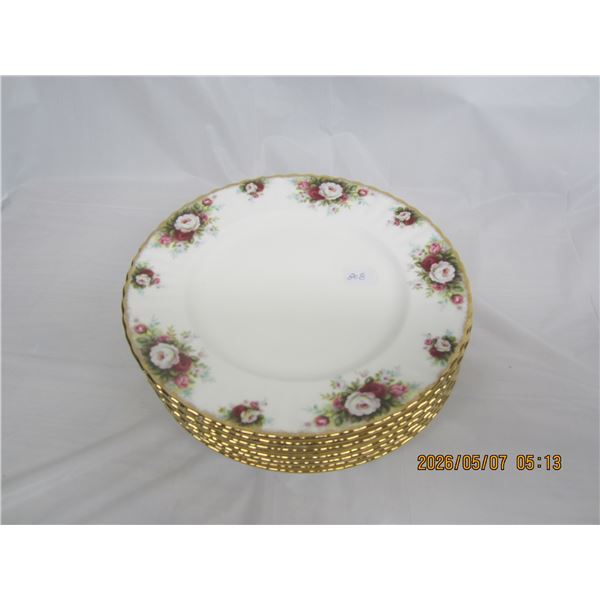 8 Royal Albert Celebration Dinner Plates Like New Condition