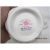 Image 5 : 8 Royal Abert Petit Point Cups and Saucers