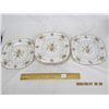 Image 1 : 8 Royal Albert Petit Point China 8 inch Salad Plates