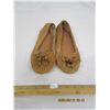 Image 1 : Pair of Vintage Native Leather Slippers