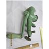 Image 5 : Rare Antique Speckeld Green Grinder