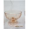 Image 5 : 3 Pieces of Pink Depression Glass Champaign Flute and 2 Bowls