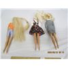 Image 5 : 3 Vintage Barbie Dolls with Clothing