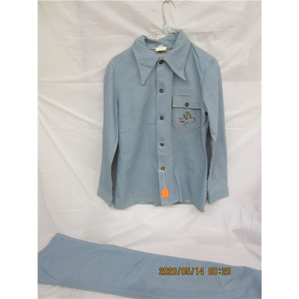 1970's Jeans Pants Set Good Condition Size 10 Bell Bottoms with Button Up Jacket