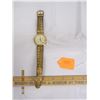 Image 1 : 1994 Vintage Guess Watch Gold Toned Needs Battery Good Condition