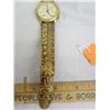 Image 3 : 1994 Vintage Guess Watch Gold Toned Needs Battery Good Condition