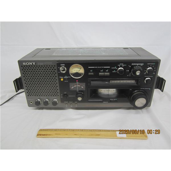 Rare Sony ICF-6800 Shortwave Radio in Good Working Condition