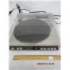 Image 1 : Realistic LAB-2100 Turntable Unit Powers Up