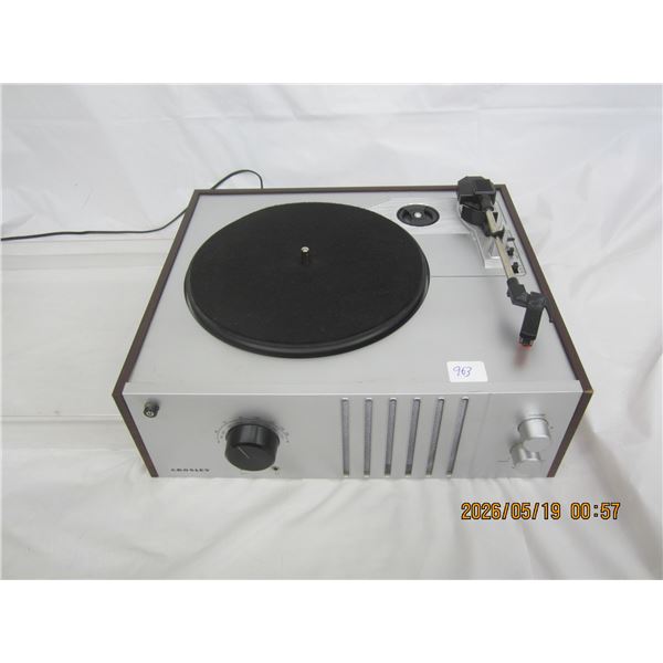Crosley Record Player Power Up and Spins
