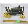 Image 1 : Old Cast Iron Tractor Toy