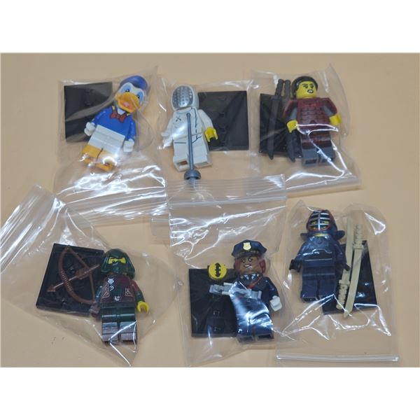 Lego Miniatures Lot of 6