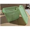 Image 5 : RUBBERMAID Roughneck green container
