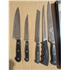Image 4 : Assorted knives in container.