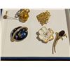 Image 5 : Two Women’s watches (one Seiko), miscellaneous jewellery (earrings, necklaces, pins, etc) a