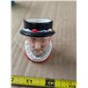 Image 5 : Vintage chinaware and misc- beefeater, drug bottle