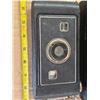Image 2 : Jiffy kodak camera and original box