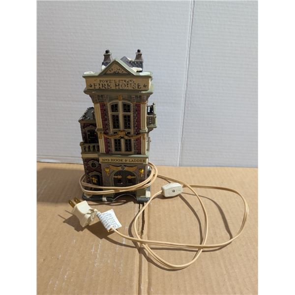 Vintage "Hook & Ladder" Fire House Décor House (Lights Up)