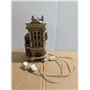 Image 1 : Vintage "Hook & Ladder" Fire House Décor House (Lights Up)