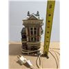 Image 2 : Vintage "Hook & Ladder" Fire House Décor House (Lights Up)