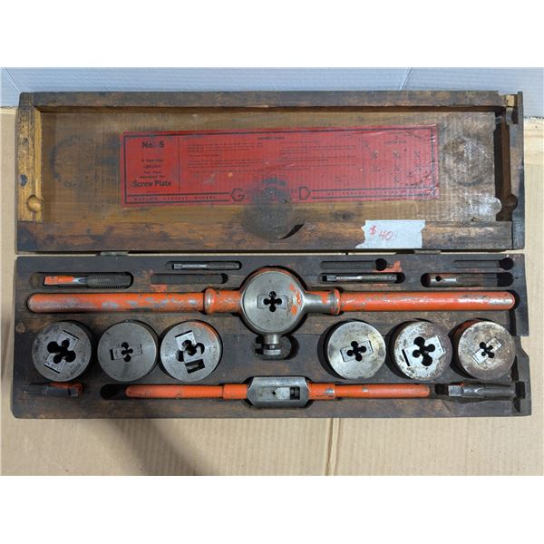 Vintage Large Tap and Dye Set w/ case