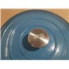 Image 2 : Blue Kuhn Rikon enameled cast iron Dutch oven.