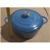 Image 3 : Blue Kuhn Rikon enameled cast iron Dutch oven.