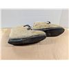 Image 5 : Vintage Fur  17-46 Made in Canada Shoes