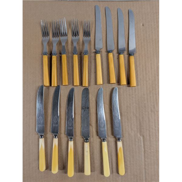 Set of Vintage Knives/Forks (6) being Perigo Brothers Cutlers Sheffield Knives