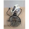 Image 1 : General Electric Canadian Powered Kettle and Stove Top burner