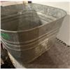 Image 2 : Galvanized Wash Tub.