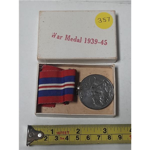 War Medal, 1939 – 1945. World War II. Silver. Correct ribbon. Housed in its original box.