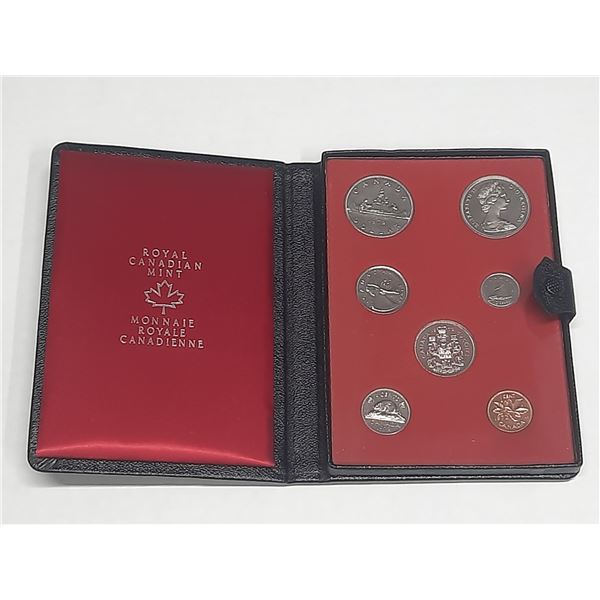 1972 Double Dollar Specimen Set. Housed in its original RCM case.