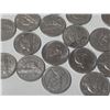 Image 2 : 26 Canadian Nickels (2 - 1967 Rabbit)