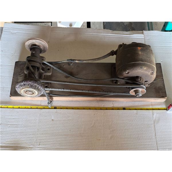 Bench grinder- works