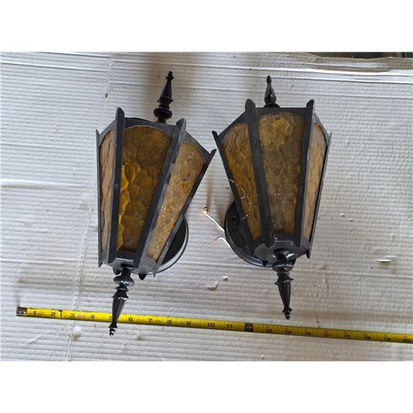 2 vintage lighting fixtures