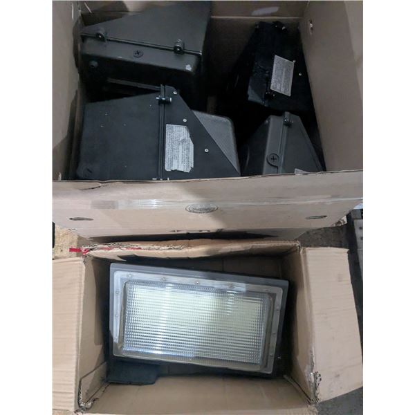 LED Yardlights x5- used