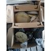 Image 1 : Assorted Light Fixtures- 2 boxes
