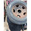 Image 4 : 3x 8 bolt Ford f250 super duty rims & tires - 275/70R18