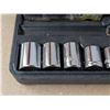 Image 2 : Socket wrenches.