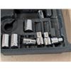 Image 5 : Socket wrenches.