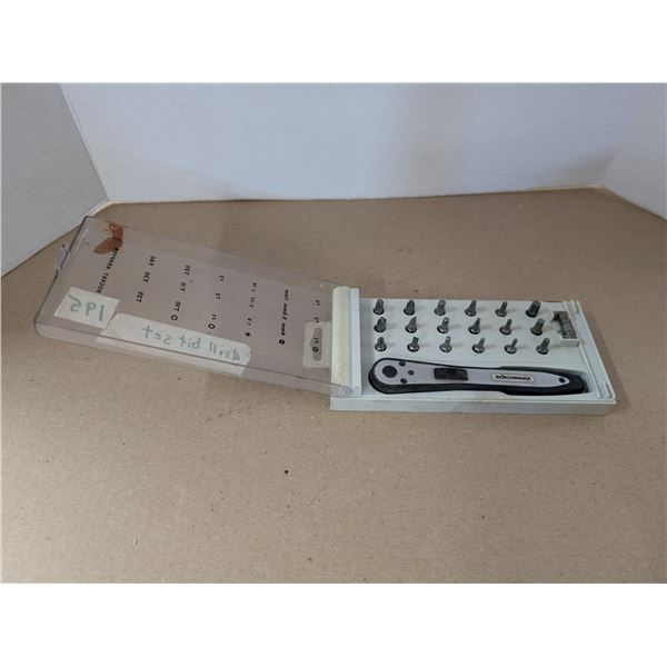 Drill bit set.