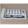 Image 2 : Drill bit set.