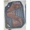 Image 2 : 2 Truck Floor Mats