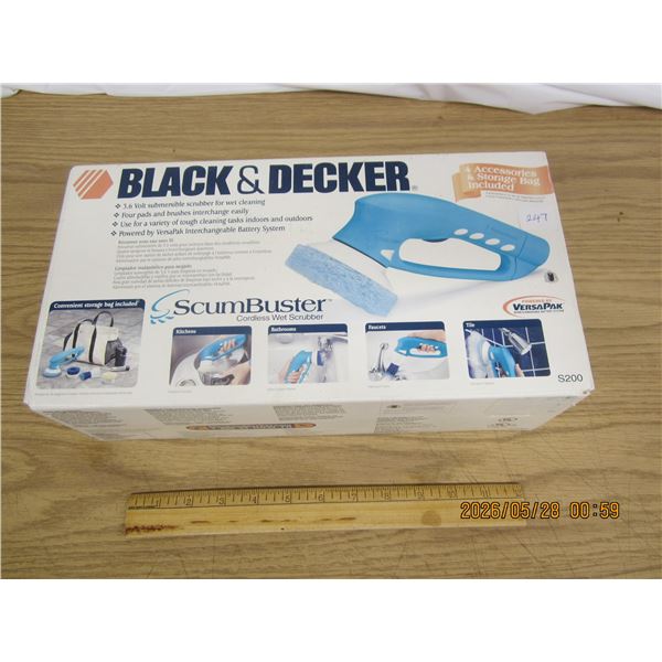 New Black and Decker Scum Buster Cordless Wet Scrubber New in Sealed Box