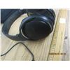 Image 3 : Bose Quiet Comfort SC Headphones with Case Box Charging Card