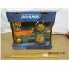 Image 1 : Schlage Dead Bolt and Passage Knob Set